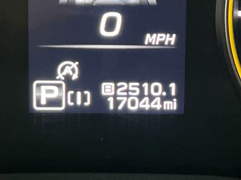 Certified 2025 Subaru Crosstrek 2.5i Sport AWD/4WD image 18