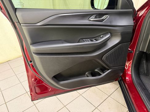 Used 2024 Jeep Grand Cherokee Altitude image 31