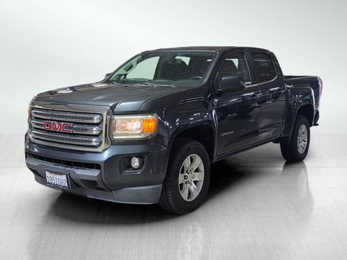 Used 2017 GMC Canyon SLE w/ SLE Convenience Package RWD image 3