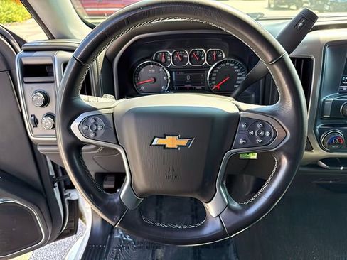 Used 2018 Chevrolet Silverado 1500 LTZ AWD/4WD image 23