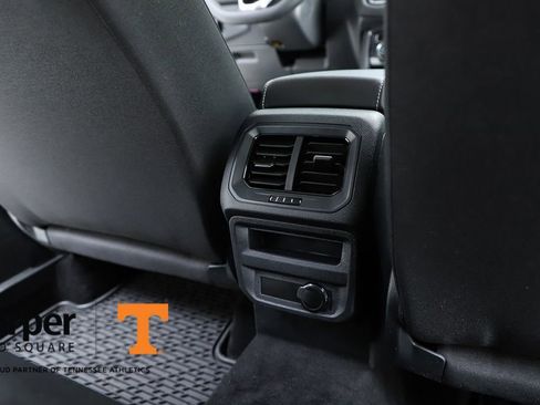 Used 2023 Volkswagen Tiguan S image 37