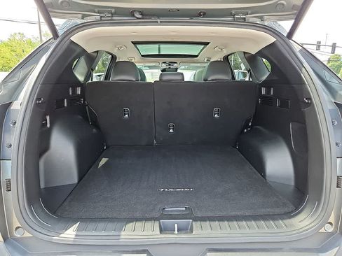 Used 2023 Hyundai Tucson Limited FWD image 32