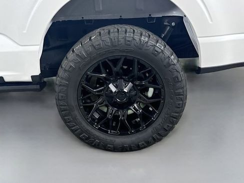 Used 2025 Ford F150 Platinum w/ Equipment Group 702A High image 37