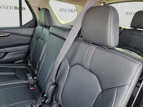Certified 2024 Honda Pilot Touring image 36