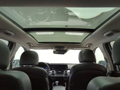 Used 2023 Kia Sorento SX FWD image 22