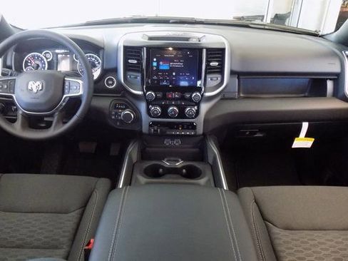 New 2026 RAM 1500 Big Horn AWD/4WD image 15