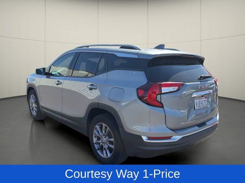 Used 2023 GMC Terrain SLT FWD image 6