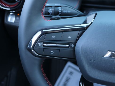 New 2026 Chevrolet Equinox RS image 18