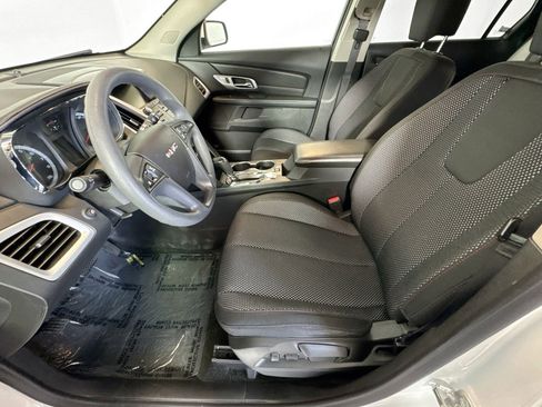 Used 2017 GMC Terrain SLE image 18