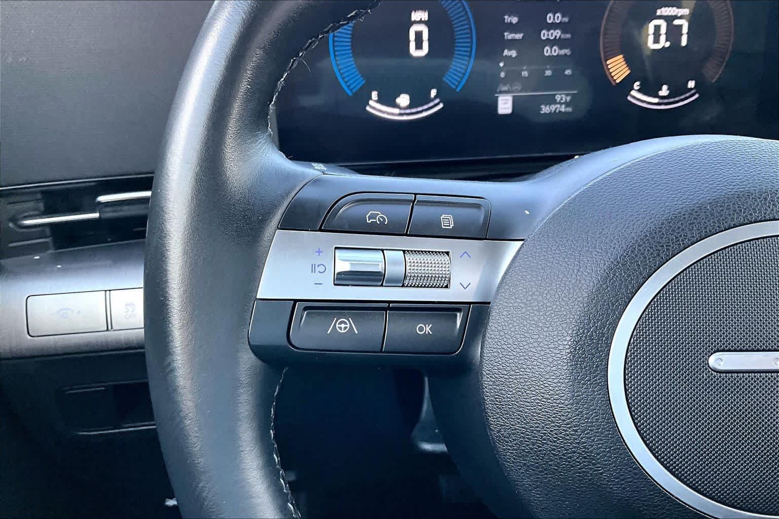 Certified 2024 Hyundai Kona SEL AWD/4WD image 22