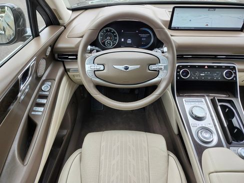 Used 2024 Genesis GV80 3.5T image 13