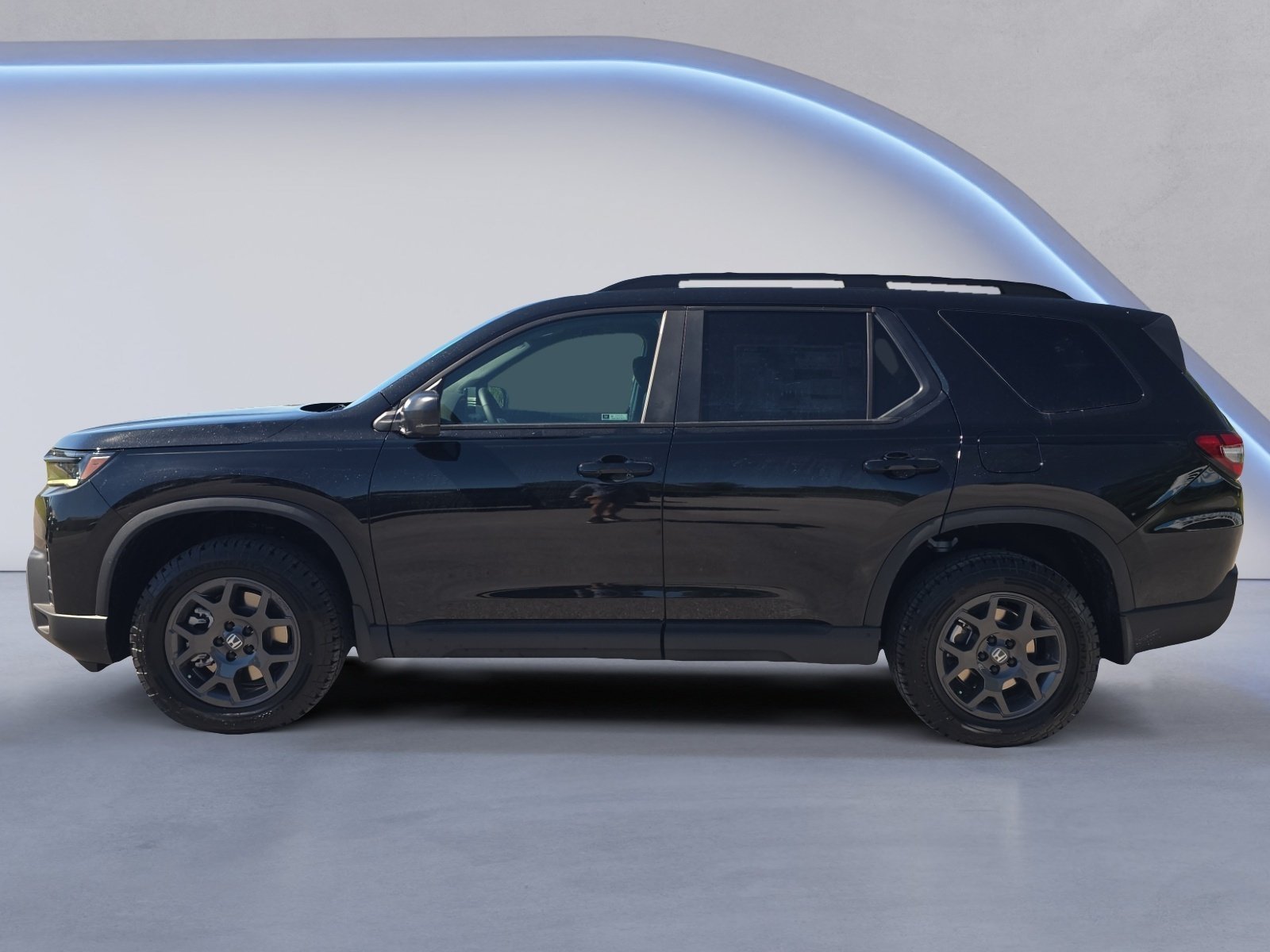 New 2026 Honda Pilot TrailSport image 2