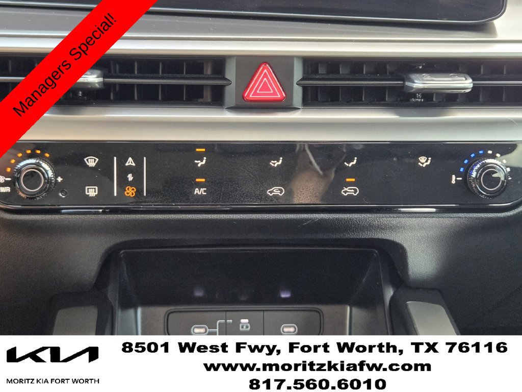 New 2026 Kia Sorento LX FWD image 15