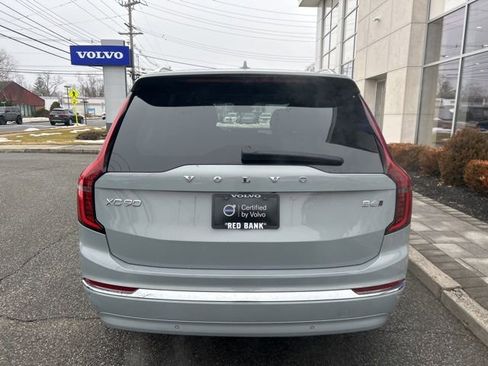 Used 2025 Volvo XC90 B6 Plus image 4
