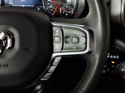 Used 2025 RAM 1500 Laramie AWD/4WD image 21