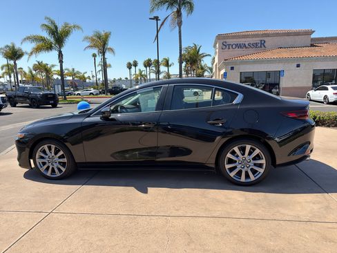 Used 2024 MAZDA MAZDA3 s FWD image 5