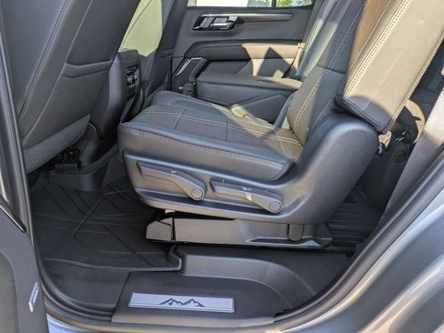 New 2026 Chevrolet Tahoe High Country AWD/4WD image 30