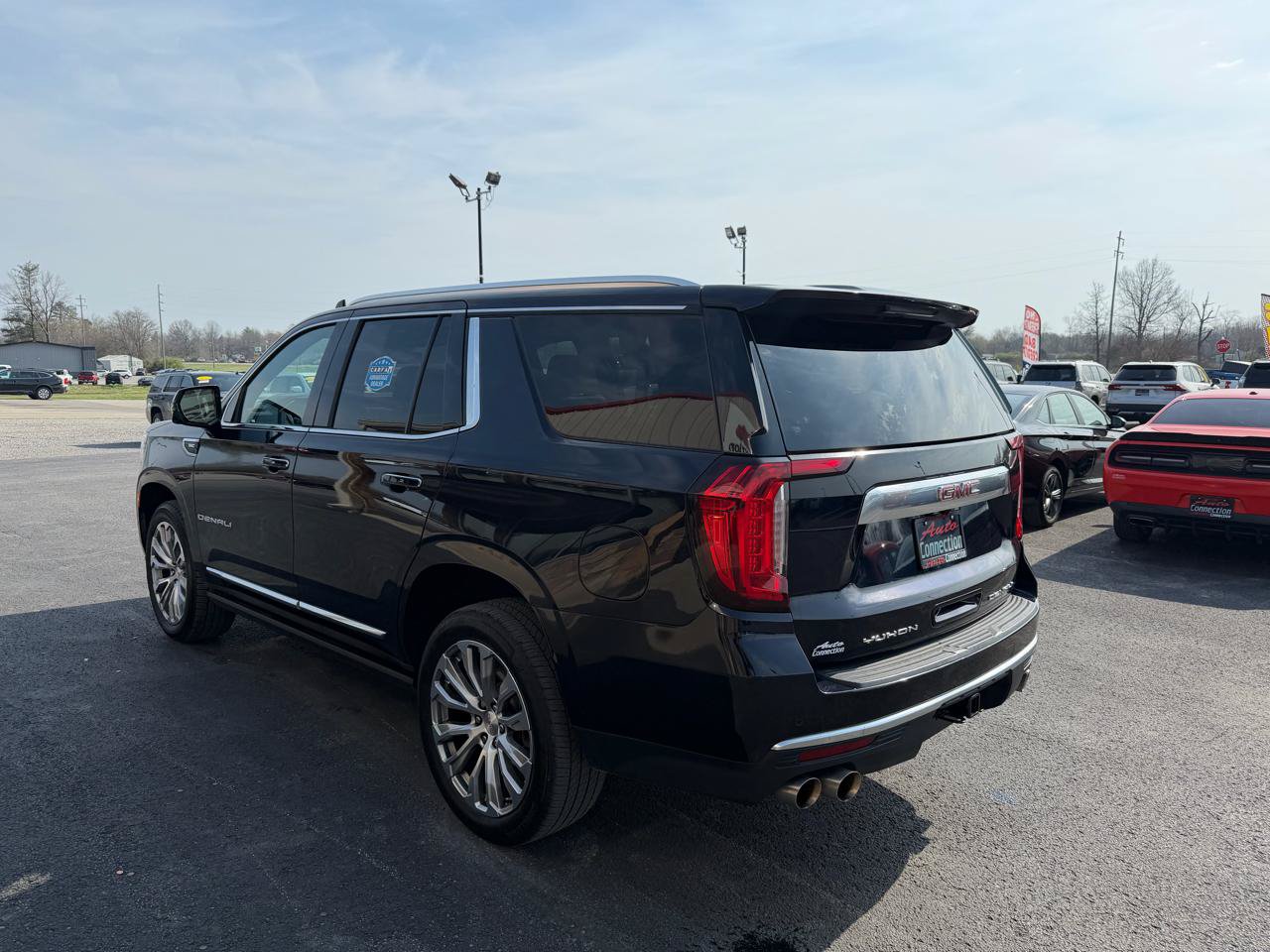 Used 2023 GMC Yukon Denali w/ Max Trailering Package AWD/4WD image 8