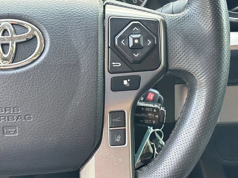 Used 2022 Toyota Tacoma 2WD Double Cab image 19