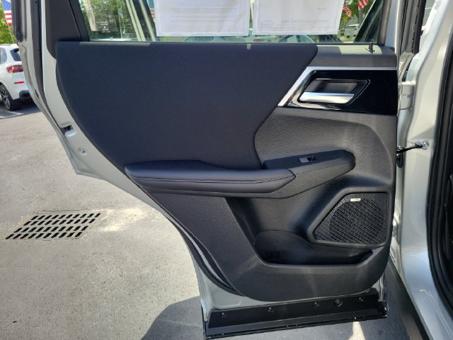 Used 2026 Mitsubishi Outlander ES FWD image 10