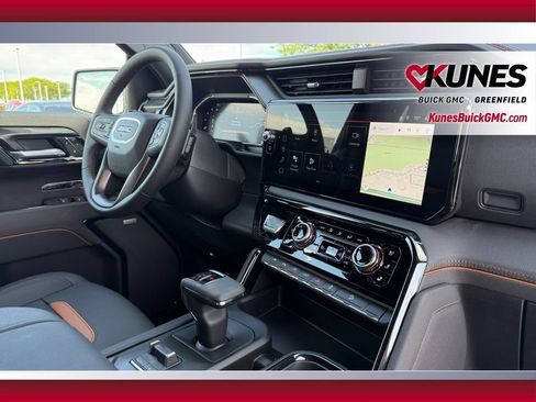 New 2026 GMC Sierra 1500 AT4 w/ AT4 Premium Package AWD/4WD image 34