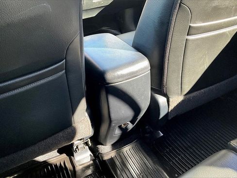 Used 2017 Toyota RAV4 XLE image 33