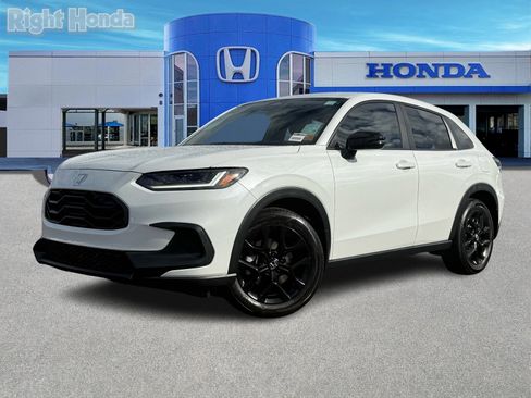 Used 2024 Honda HR-V Sport image 2