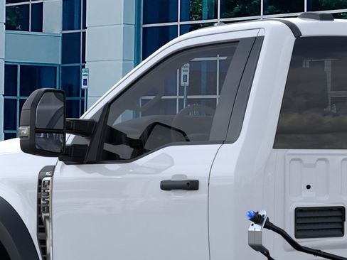 New 2026 Ford F550 4x4 Regular Cab Super Duty image 23