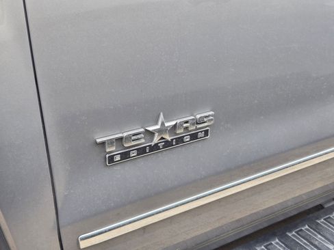 Used 2017 GMC Sierra 1500 SLT w/ Texas SLT Premium Package RWD image 4