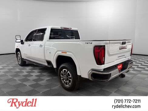 Used 2023 GMC Sierra 2500 SLT AWD/4WD image 3