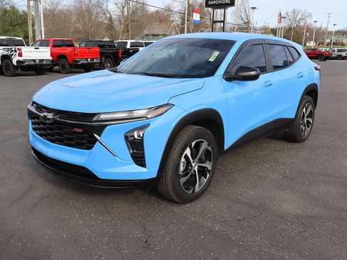 Used 2024 Chevrolet Trax RS w/ Driver Confidence Package image 26