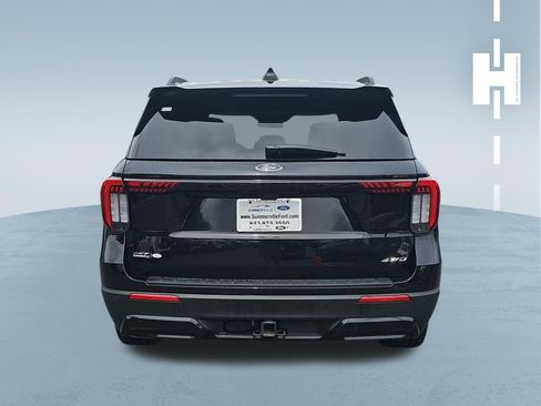Used 2025 Ford Explorer ST-Line w/ ST-Line Street Pack AWD/4WD image 4
