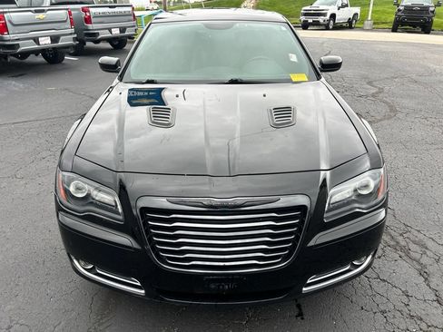 Used 2014 Chrysler 300 S AWD/4WD image 2