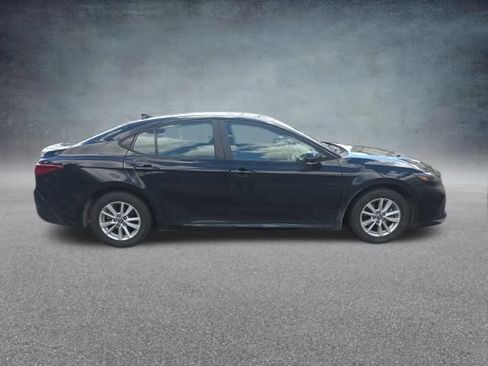 Used 2025 Toyota Camry LE FWD image 10