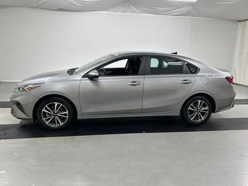 Certified 2023 Kia Forte LXS w/ LXS Technology Package FWD image 6