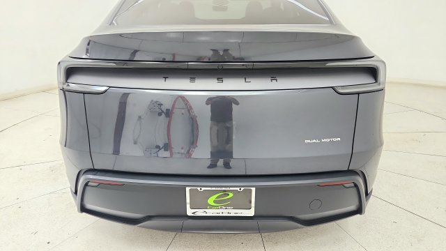 Used 2026 Tesla Model Y AWD image 27