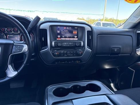 Used 2015 GMC Sierra 1500 SLE w/ SLE Value Package image 21