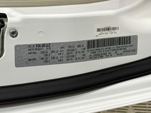 Used 2018 Dodge Grand Caravan SE w/ UConnect Hands-Free Group FWD image 38