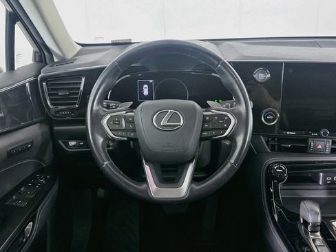 Used 2025 Lexus NX 250 FWD w/ Premium Package image 18