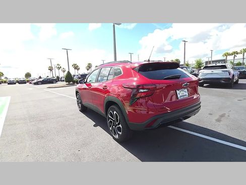 New 2026 Chevrolet Trax RS w/ Driver Confidence Package FWD image 19