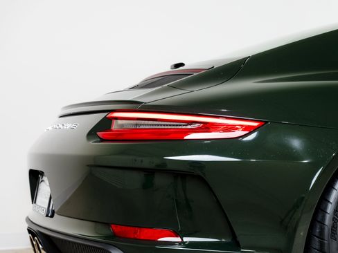 Used 2018 Porsche 911 GT3 RWD image 4