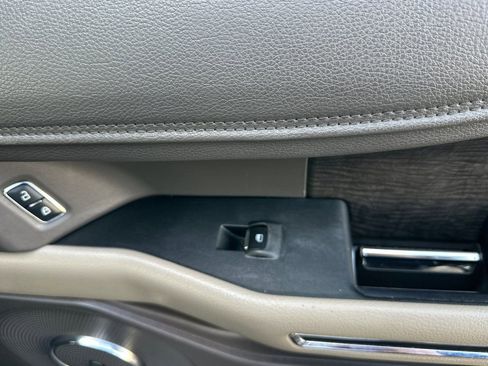Used 2019 Ford Expedition Max Limited w/ Equipment Group 301A AWD/4WD image 20