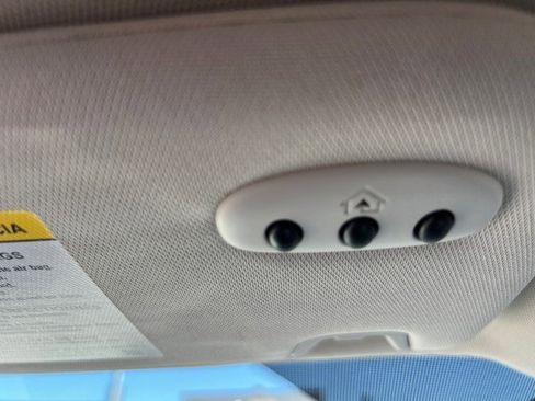 Certified 2022 Ford Edge SEL w/ Convenience Package image 21