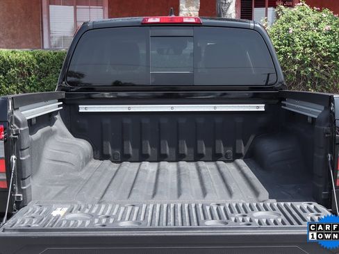 Used 2024 Nissan Frontier SL w/ Technology Package image 8