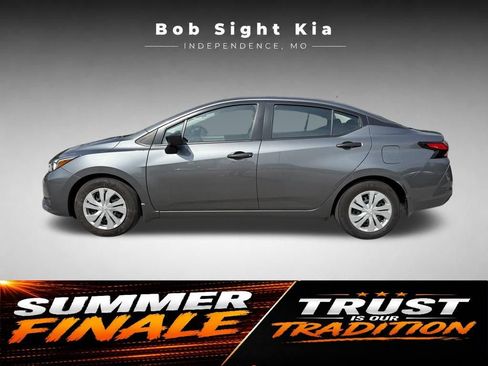 Used 2024 Nissan Versa S w/ Trunk Package FWD image 4