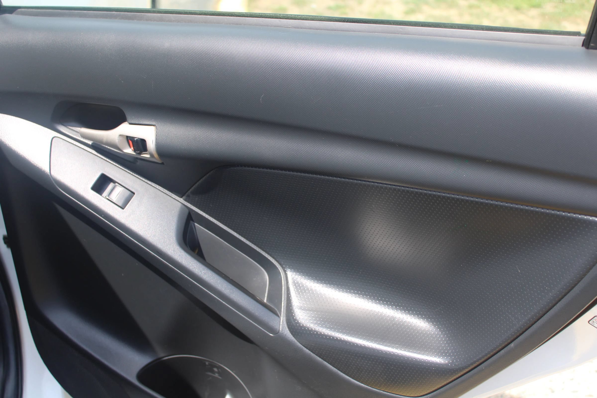 Used 2009 Toyota Matrix S FWD image 22