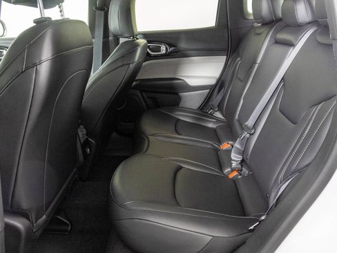 New 2026 Jeep Compass Limited image 36