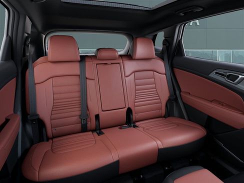 New 2026 Kia Sportage SX FWD image 16