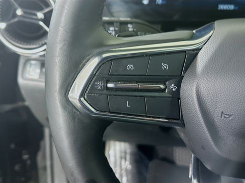 Used 2025 Chevrolet Equinox LT FWD image 16