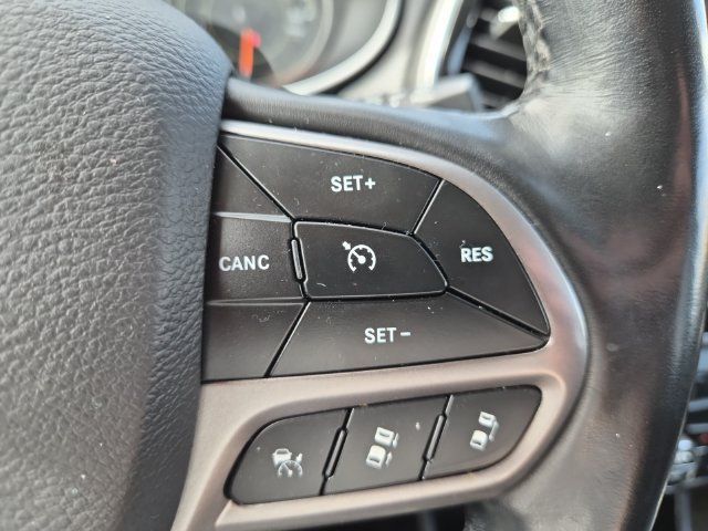 Used 2021 Jeep Cherokee Limited AWD/4WD image 20